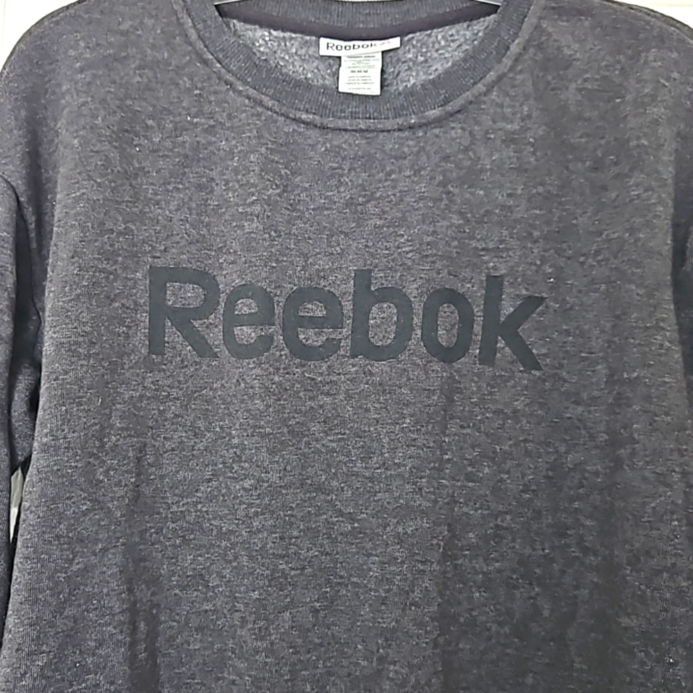 NWOT Reebok Sweatshirt - Picture 3 of 5